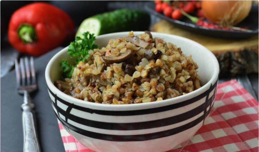 Гречневая каша с шампиньонами в микроволновке