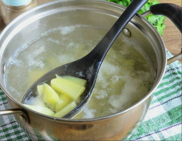 Борщ из краснокочанной капусты