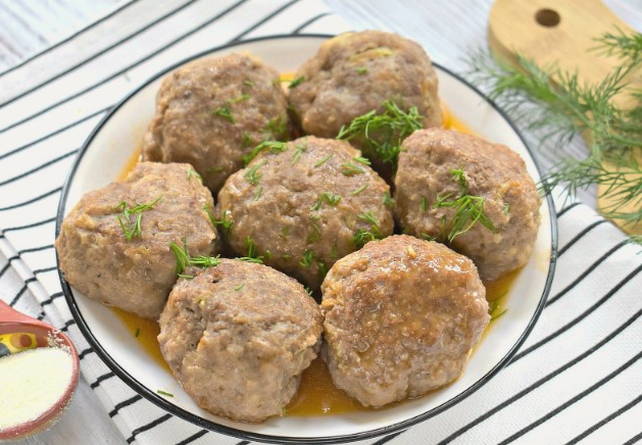 Фрикадельки с манкой