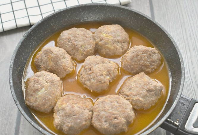 Фрикадельки с манкой