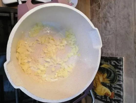 Фрикадельки из индейки в сливочном соусе