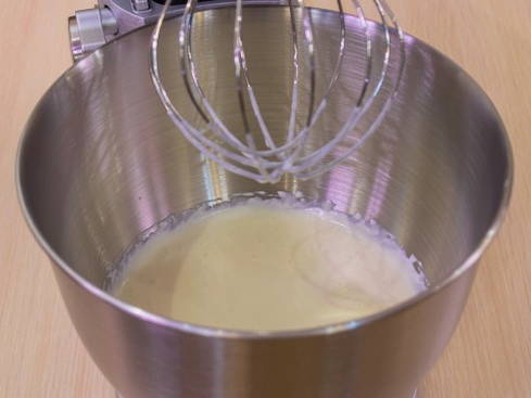 Торт с творожным сыром и сгущенкой