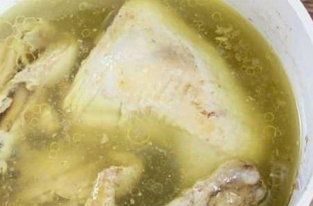 Куриный рулет в бутылке