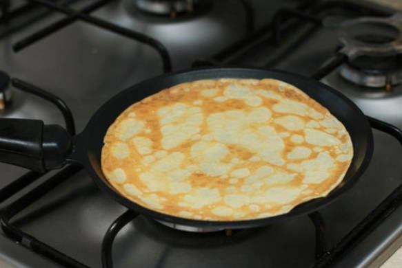 Блинный торт с кремом чиз