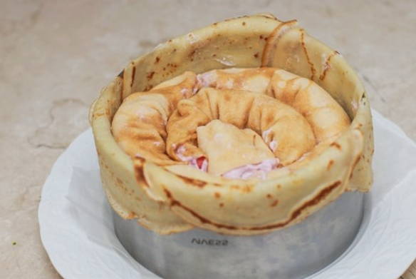 Блинный торт с кремом чиз