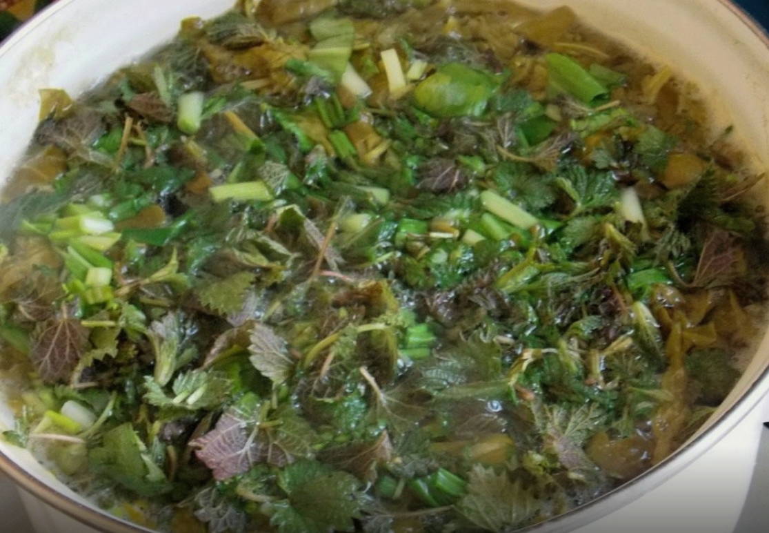 Зелёный борщ без мяса
