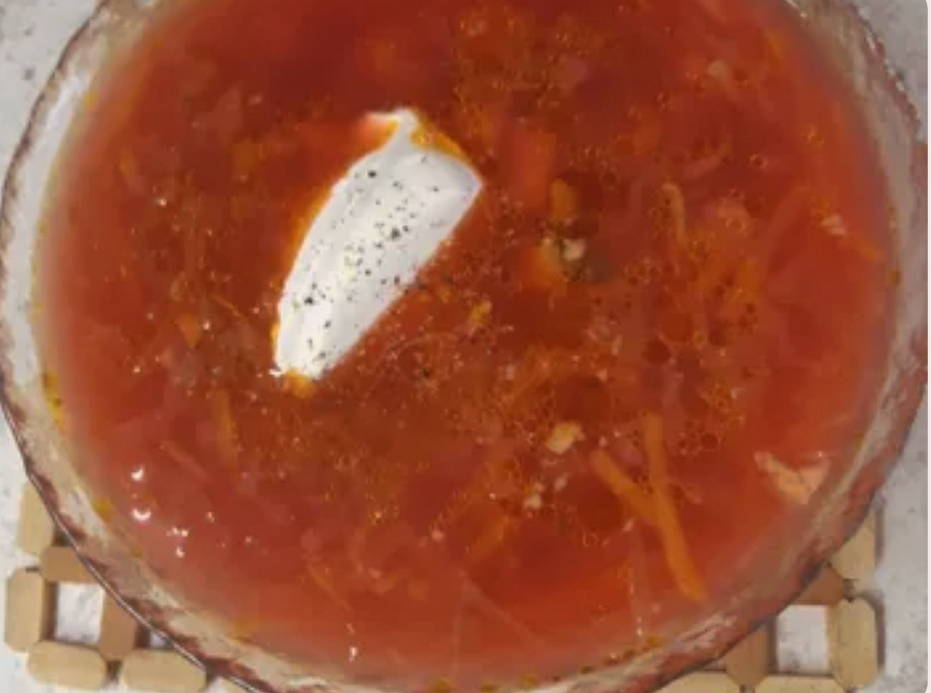 Борщ с квашеной капустой и свининой