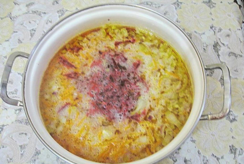 Борщ с копчёной курицей