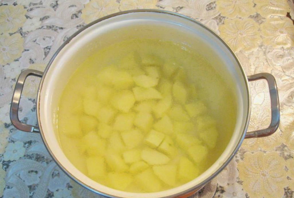 Борщ с копчёной курицей