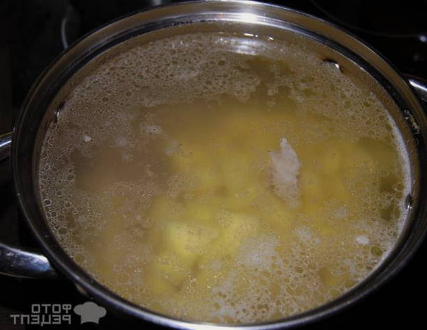 Борщ без капусты со свёклой и свининой