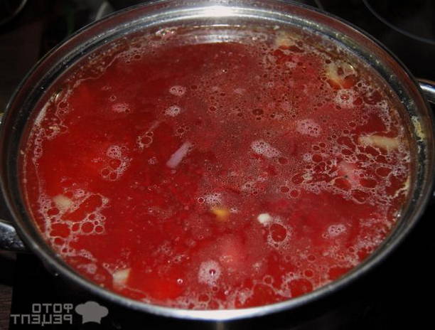 Борщ без капусты со свёклой и свининой