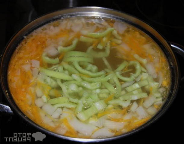 Борщ без капусты со свёклой и свининой