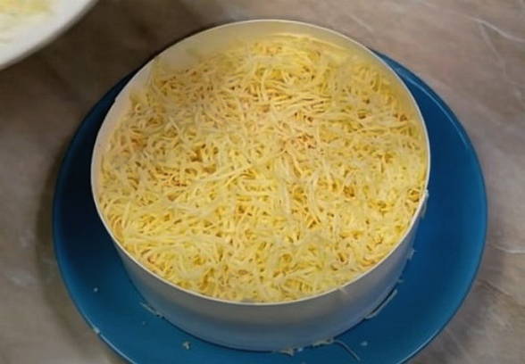 Салат «Мужские слезы» с корейской морковью и шампиньонами