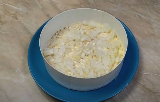 Салат «Мужские слезы» с корейской морковью и шампиньонами