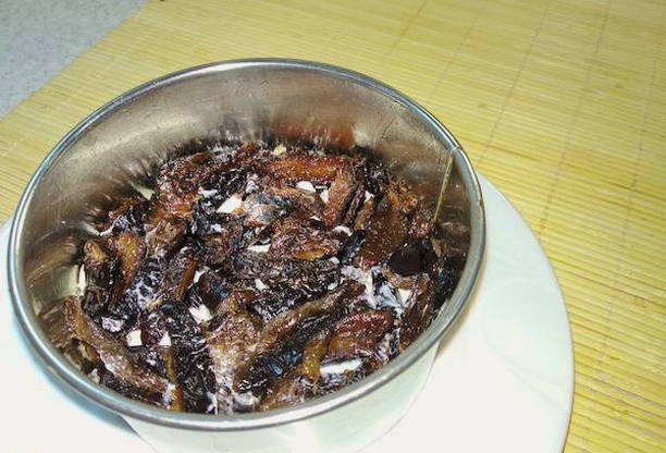 Салат «Марсель» с черносливом