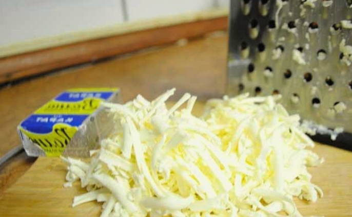 Салат «Мельник» с курицей и грибами
