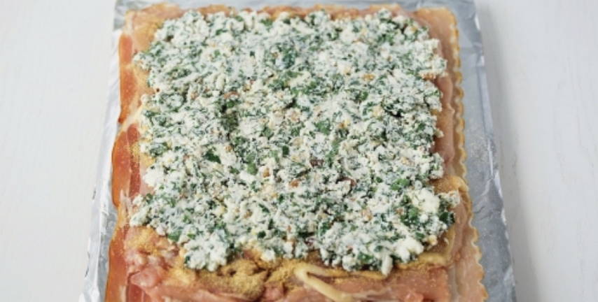 Куриный рулет с беконом и сыром