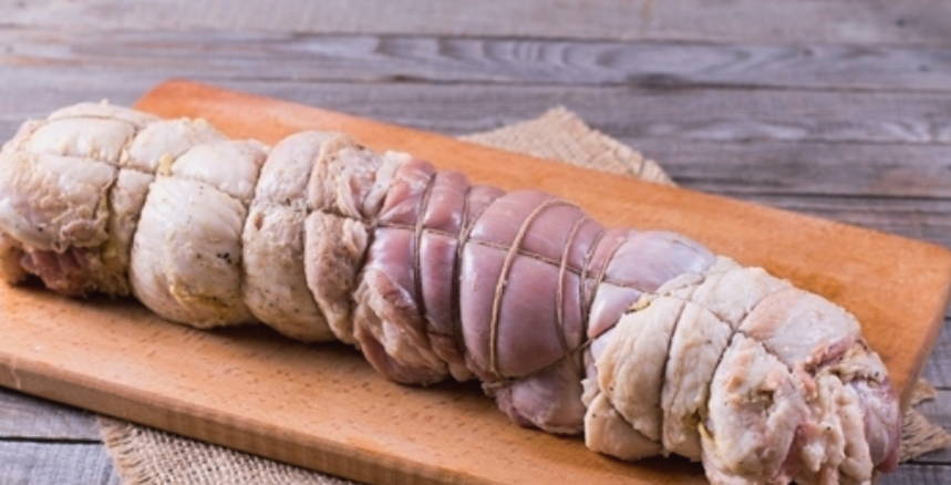 Мясной рулет из свинины в фольге в духовке