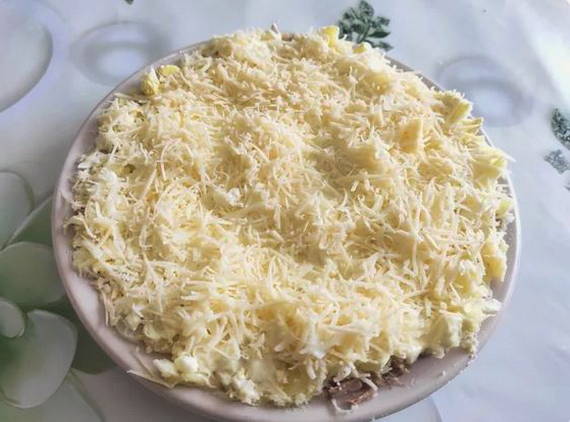 Салат «Мужские грезы» с говядиной и картошкой