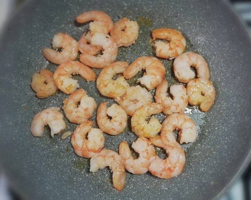 Салат «Морской бриз» с креветками