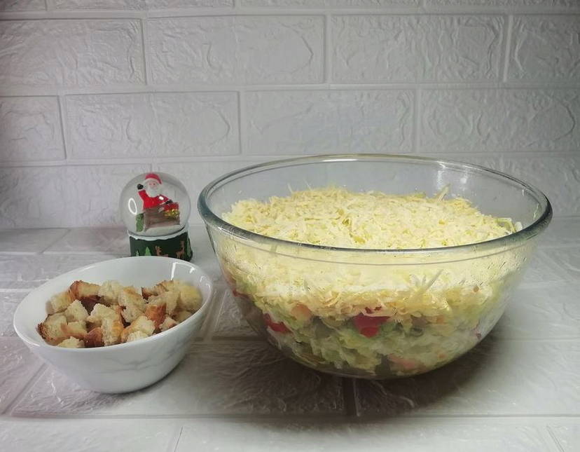 Салат «Морской бриз» с креветками