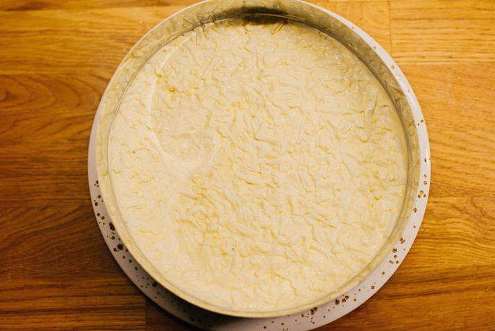 Салат с вареной грудкой и корейской морковью