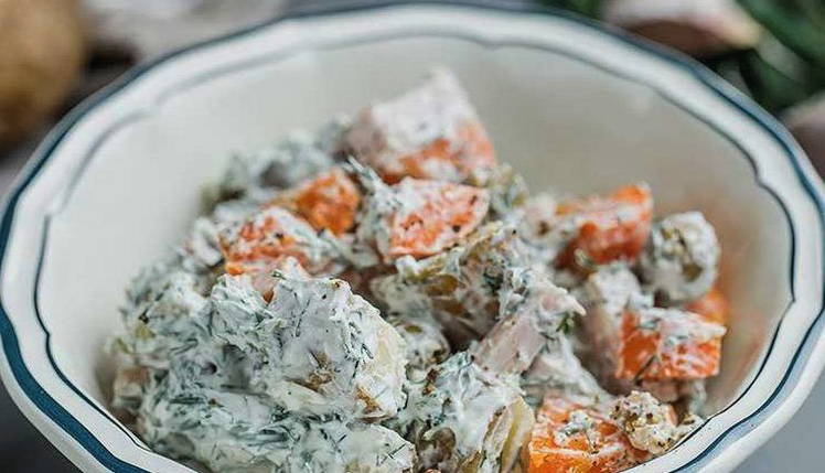 Салат с ветчиной и картофелем