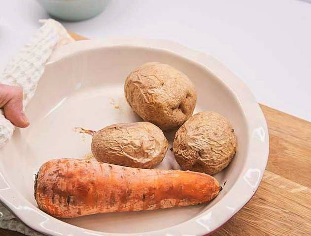 Салат с ветчиной и картофелем