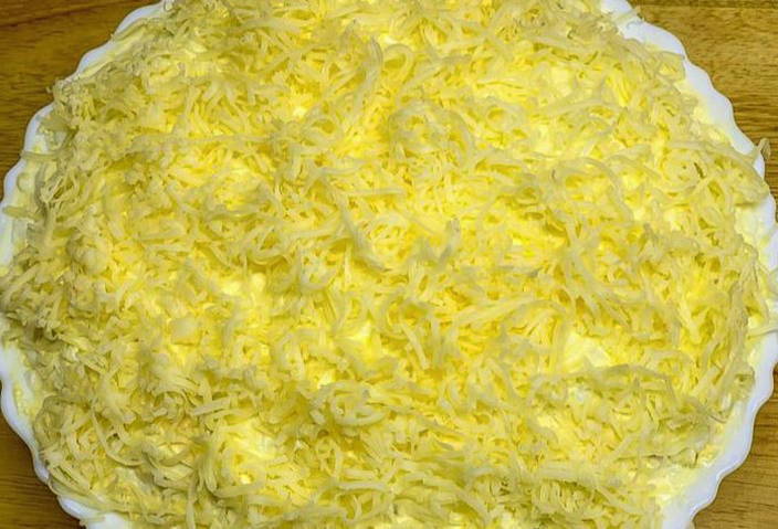 Салат с вареной курицей и пекинской капустой