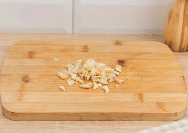 Маринованный ростбиф из говядины с луком