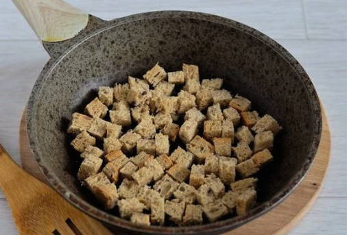 Салат с вареной говядиной и фасолью