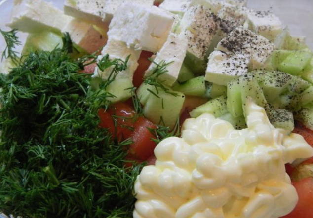 Салат с брынзой и пекинской капустой
