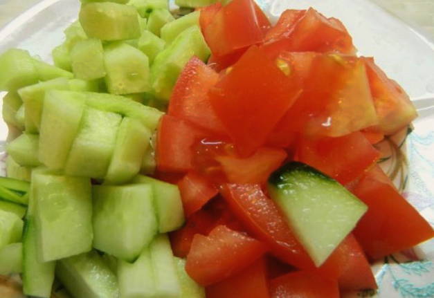 Салат с брынзой и пекинской капустой
