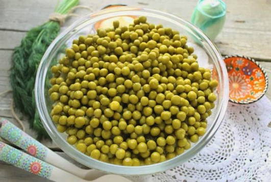 Салат с вареной треской