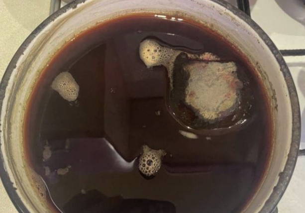 Салат с вареной свеклой и чесноком