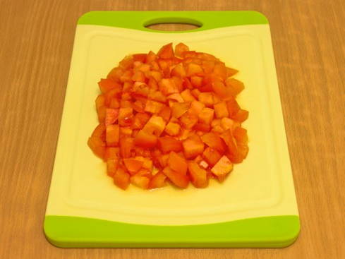 Салат с ветчиной и маринованным луком