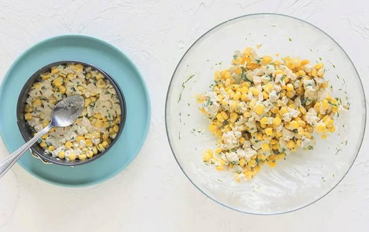 Салат с вареной курицей и шампиньонами