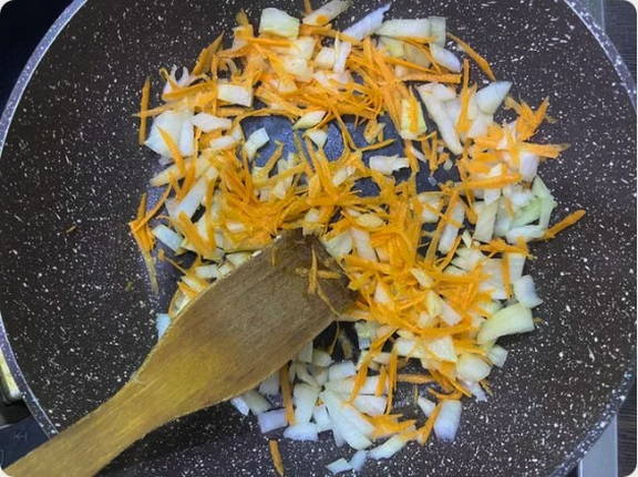 Фрикадельки с макаронами в духовке