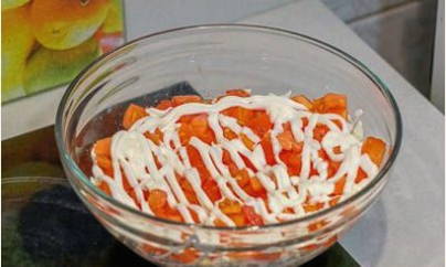 Салат «Маковое поле» с копченой курицей Салат «Маковое поле» с копченой курицей