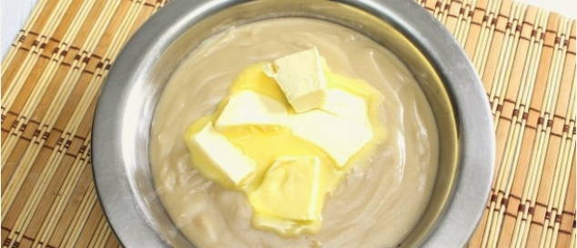 Торт со сгущенкой и заварным кремом на сковороде