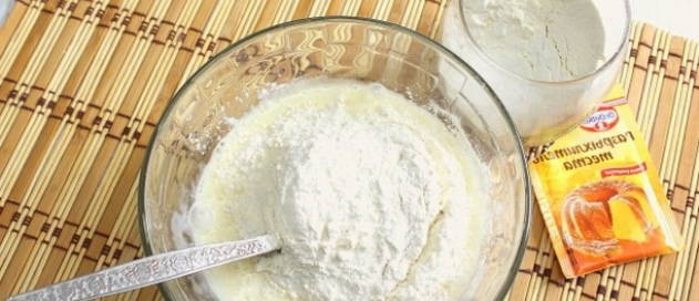 Торт со сгущенкой и заварным кремом на сковороде