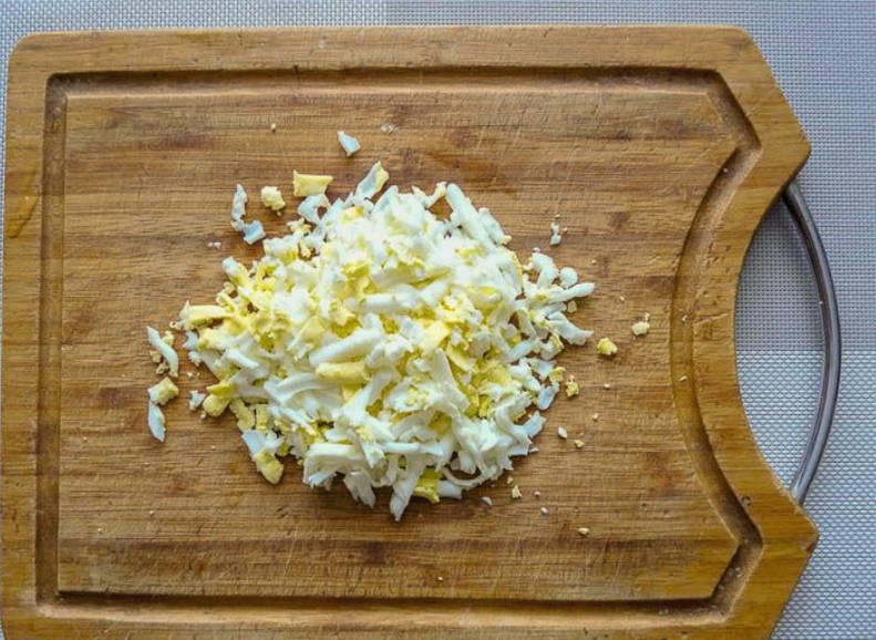 Салат с вареной морковью и яйцом Салат с вареной морковью и яйцом