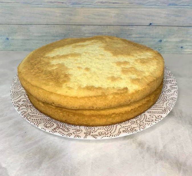 Торт с ананасами и сметанным кремом Торт с ананасами и сметанным кремом