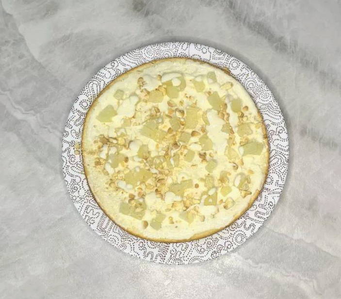 Торт с ананасами и сметанным кремом Торт с ананасами и сметанным кремом