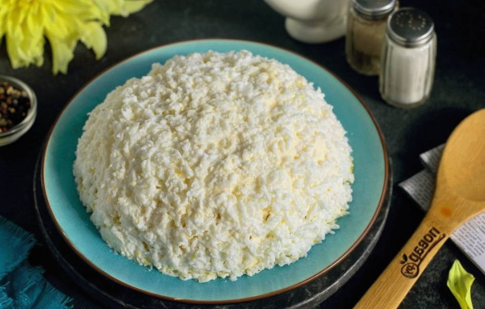 Салат "Облако" с курицей, яйцом и сыром