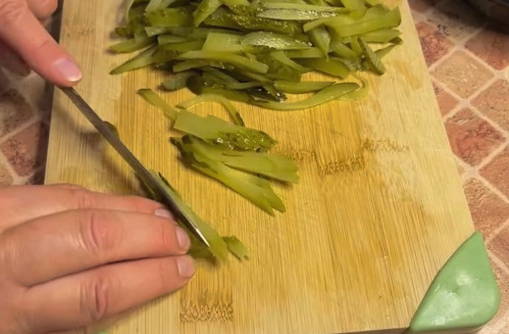 Салат «Пассажирский» с куриной печенью