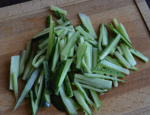 Салат «Оргазм» с корейской морковью, курицей и грибами