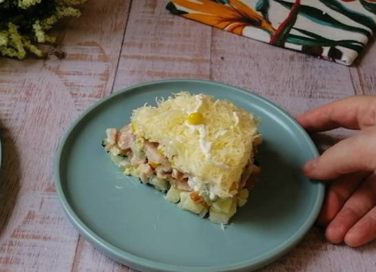 Салат «Облако» с курицей