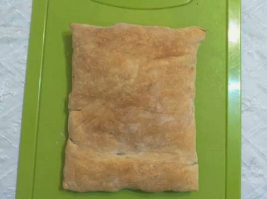 Торт из слоеного теста с творожным кремом