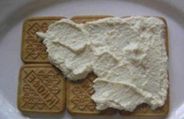 Торт из печенья с творожным кремом